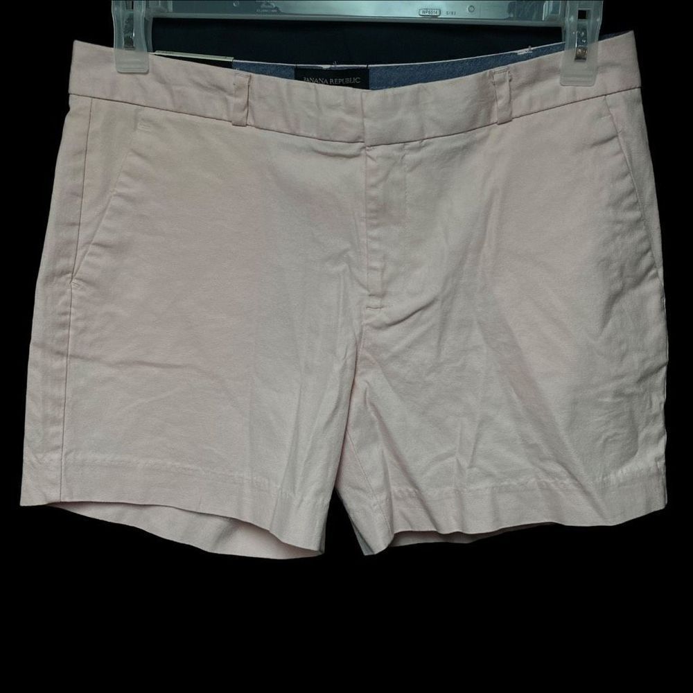 Banana Republic Factory Pink Shorts ￼NWT
